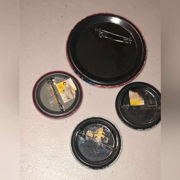 Vintage Who Framed Roger Rabbit Button Pins - Picture 4 of 6